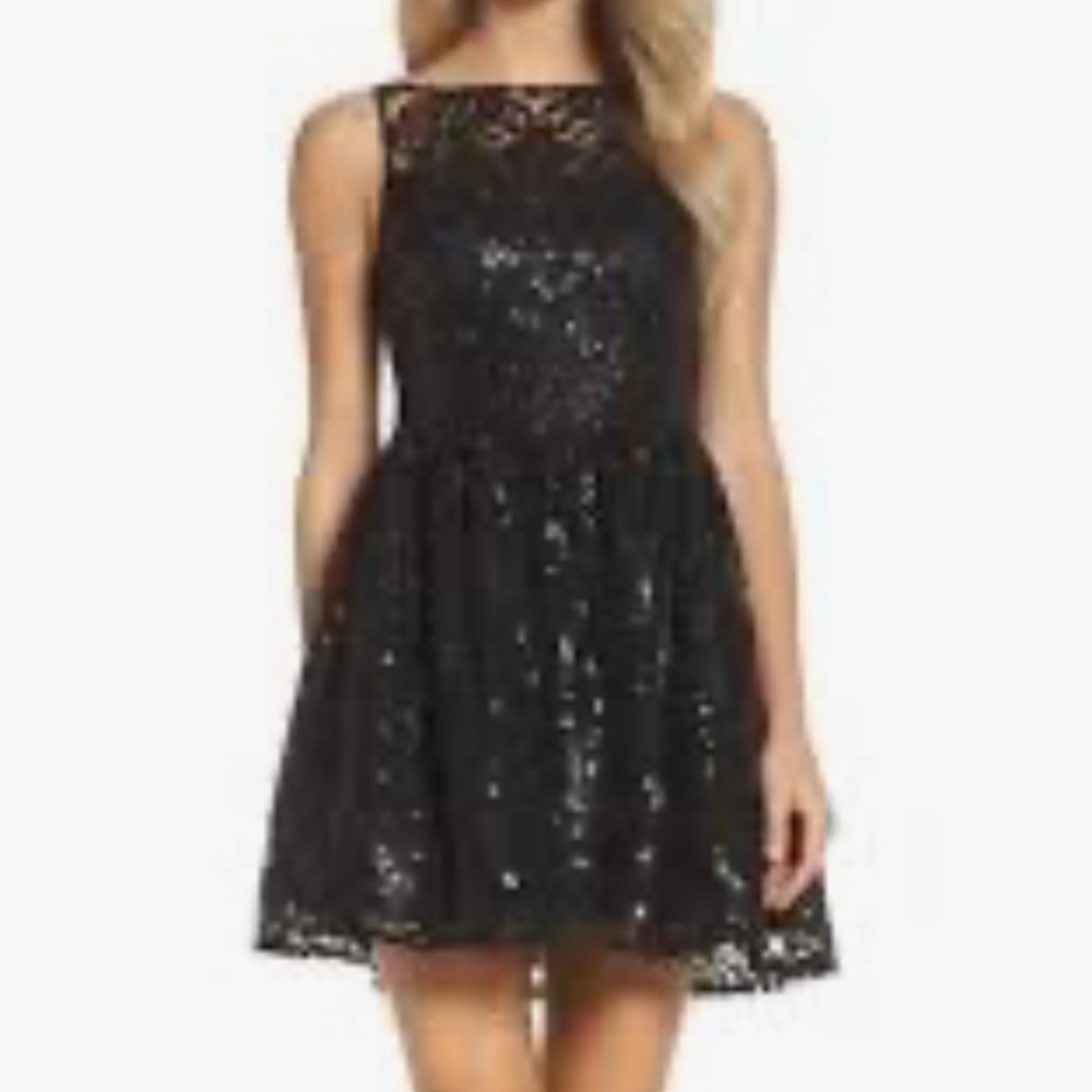 MXI Black Sequin Sleeveless Dress full bottom V back juniors Sz 5/6 mini dress